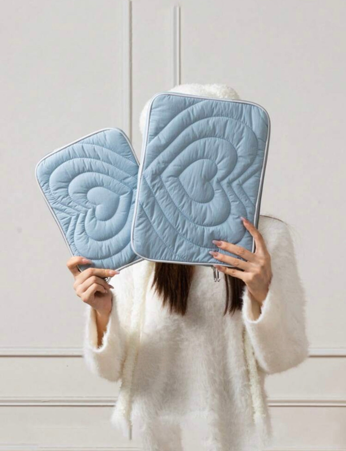 Heart Pattern Tablet/Laptop Bag - Blue