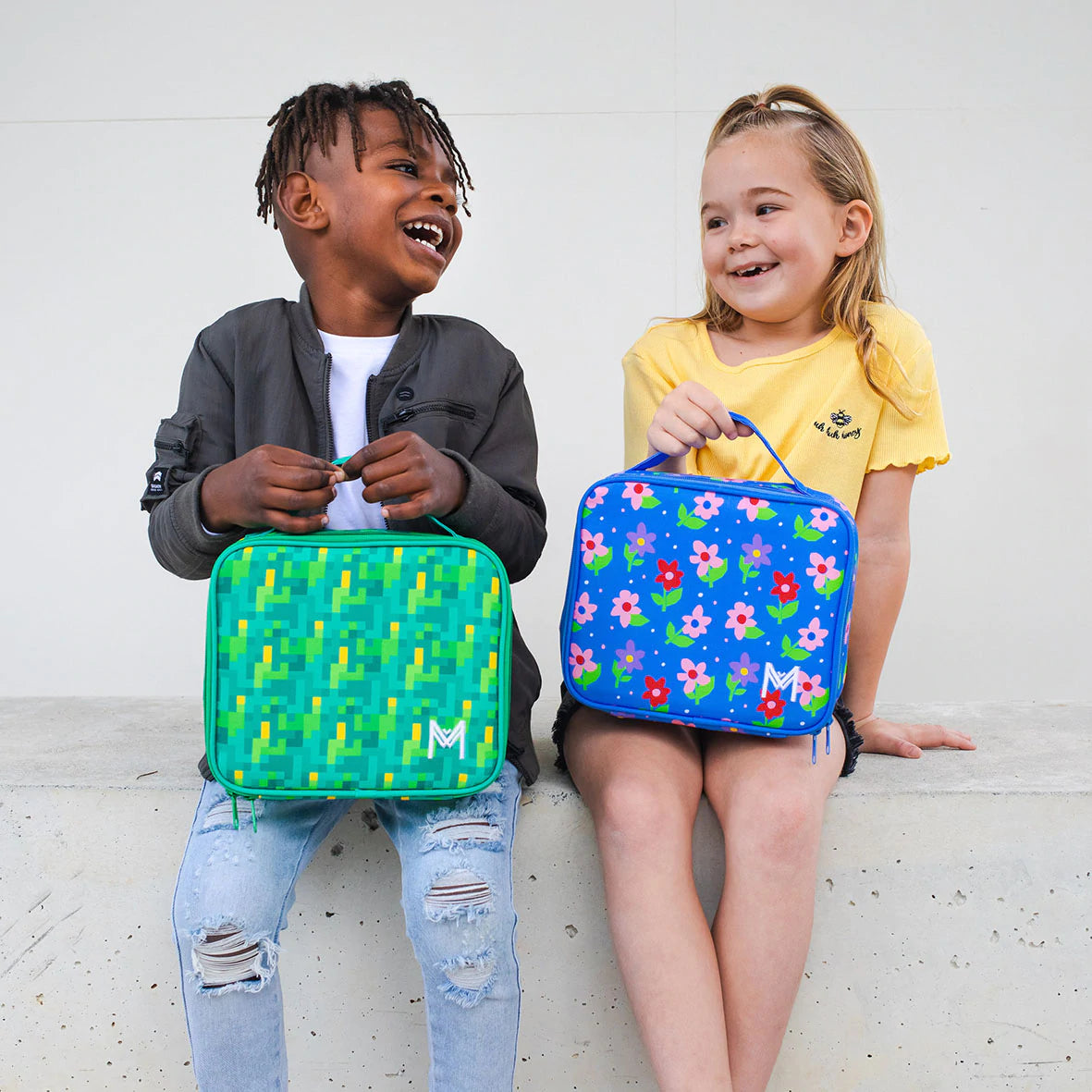 MontiiCo Medium Insulated Lunch Bag - Petals